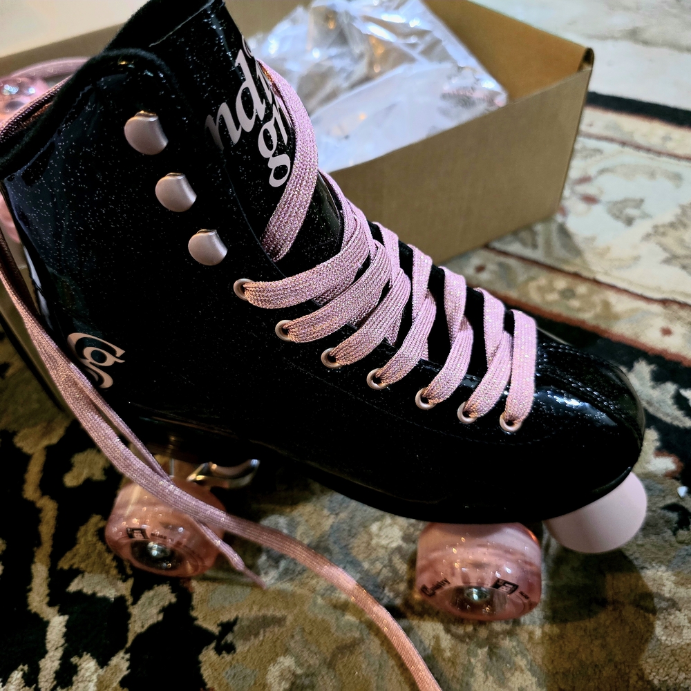 Candy Girl Glittery Black and Pink Roller Skates